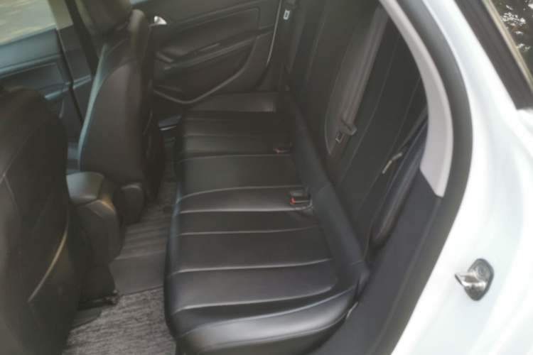 Used Peugeot 308 2019 1.6L Automatic Luxury Version China V Standard Left Rear Seat