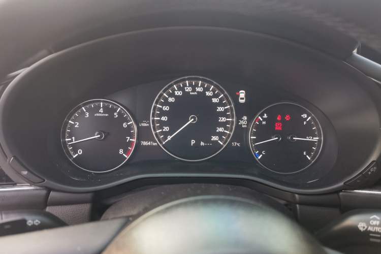 Used Mazda 3 Axela 2021 2.0L Automatic ZhiXuan Edition
