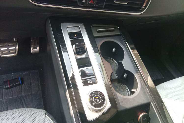 Used Volkswagen Tavendor 2023 380TSI Four-Wheel Drive R-Line Cruise Edition Gear Lever