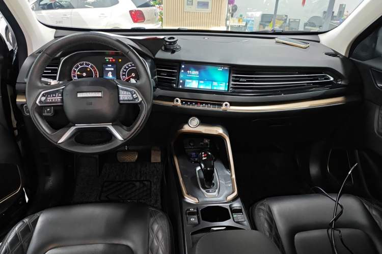 Used Haval H6 2021 1.5 GDIT Automatic Champion Edition Center Console
