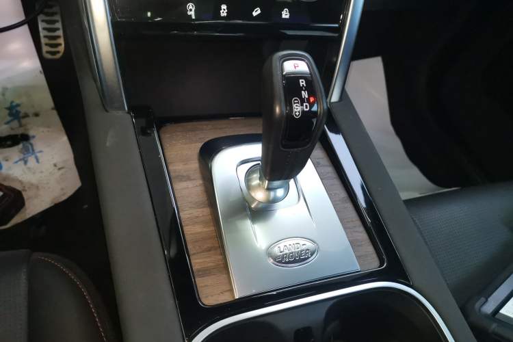 Used Land Rover Discovery Sport 2020 249 PS R-Dynamic Performance Tech Edition 7 Seats