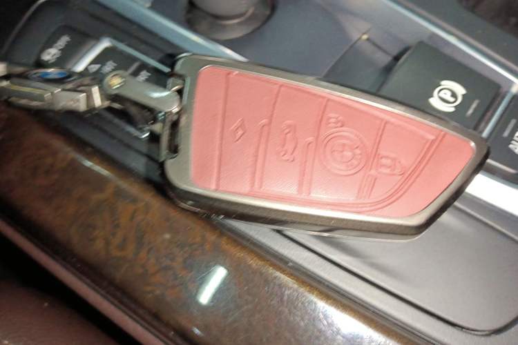 Used BMW X5 2018 xDrive28i
