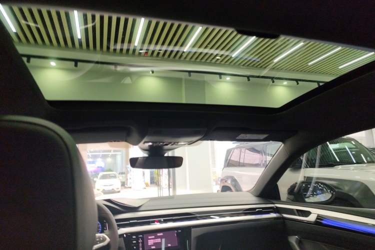 Used Volkswagen FAW-Volkswagen CC 2026 Model, 30 Million Units—Selected, 380TSI, Dazzling