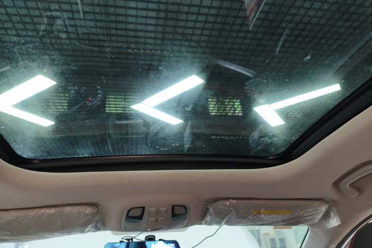 Used SOL X8 2021 300T DCT Luxury Smart Connect Edition 5 Seats
