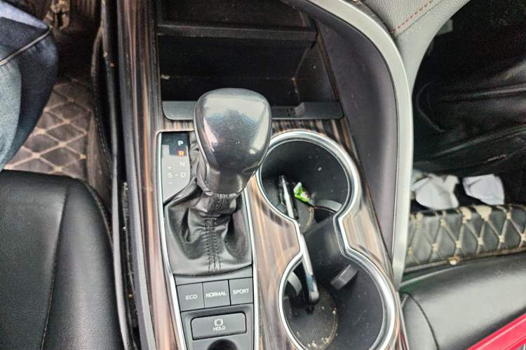 Used Toyota Camry 2019 2.5G Luxury Edition China VI Standard