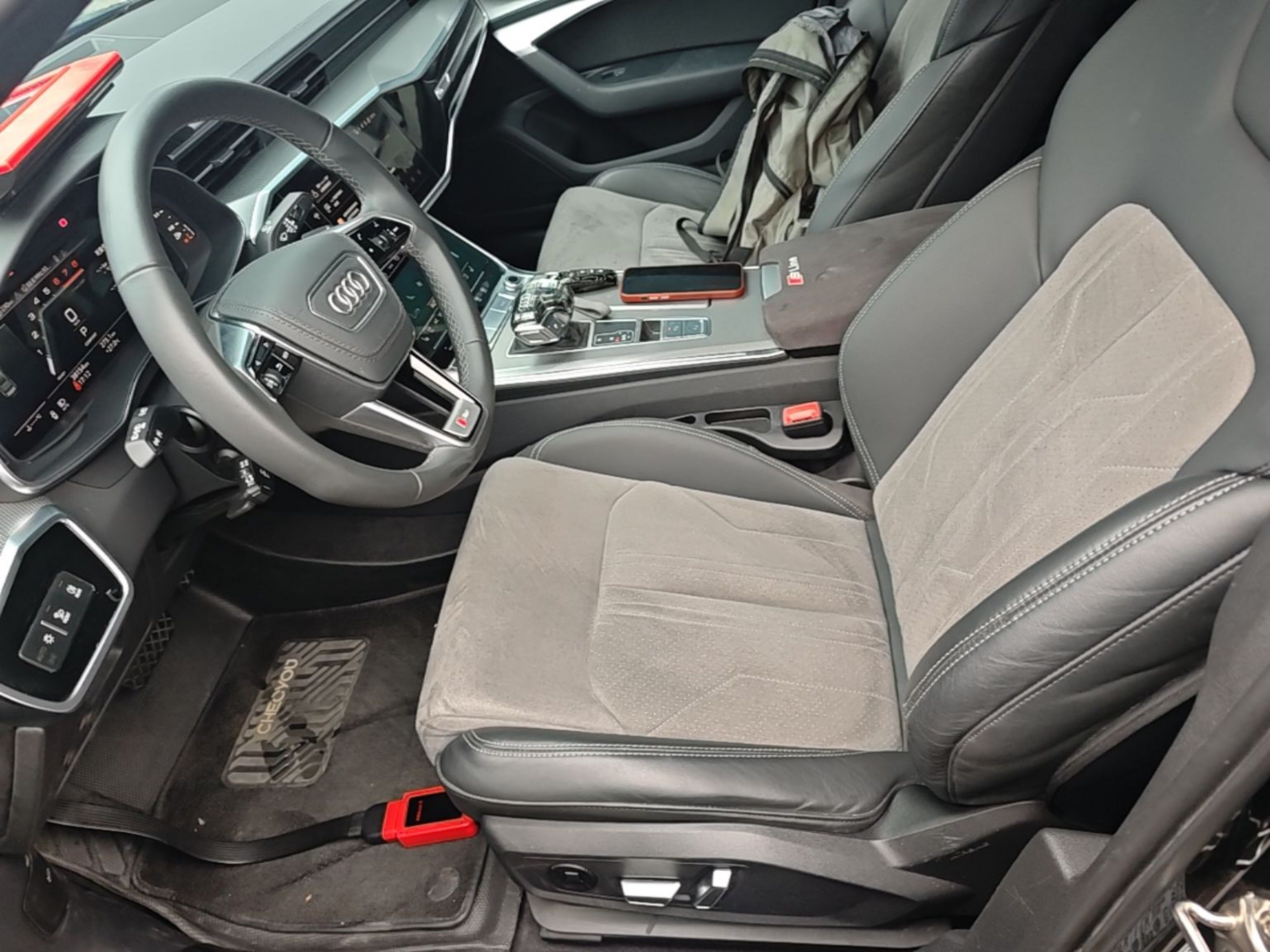 Interior delantero