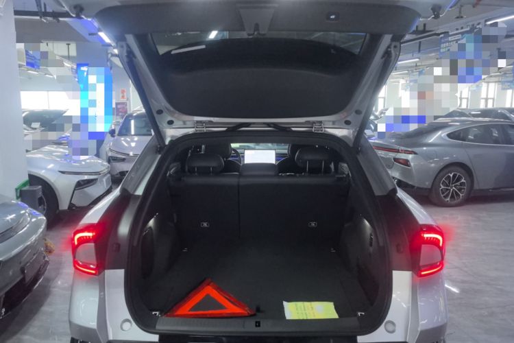 Used XPeng G7 2025 702 Max Trunk