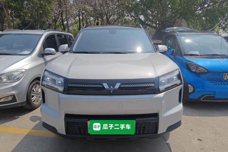 Used Wuling Xingguang 560 New Energy 2026 Model, Pure Electric, 500 km, Luxury Version Front