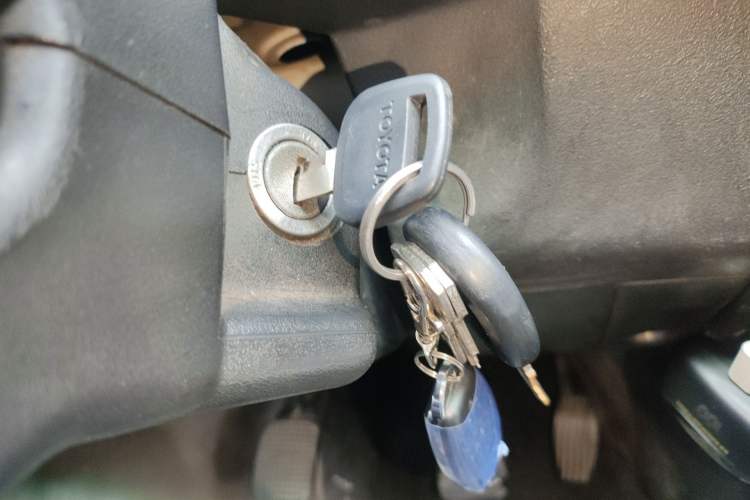 Used Iveco Daily 2017 2.5T A35 Passenger Van 5-7 Seats Model 47Z5