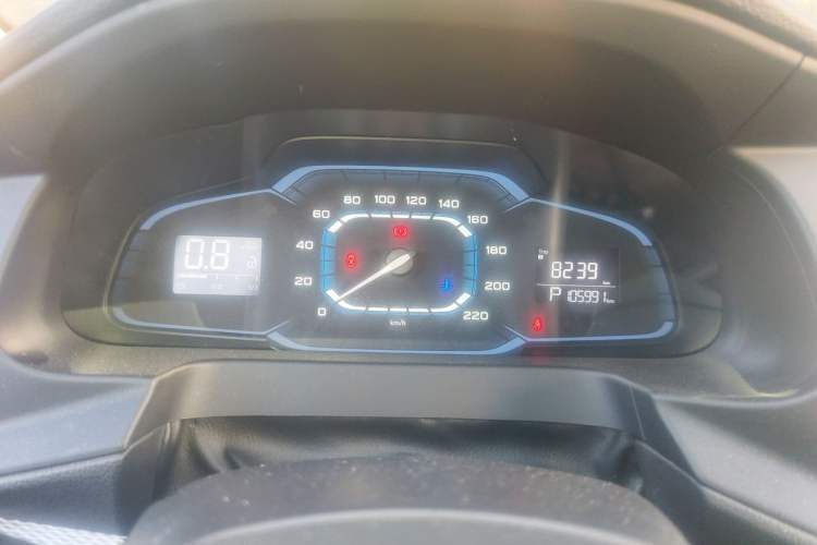 Used Roewe 360 2015 1.5L Automatic Luxury Edition
