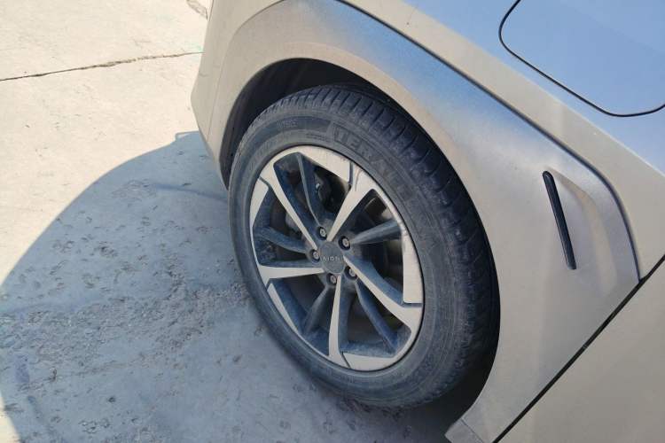 Used AION Y 2022 Plus 70 Smart Edition