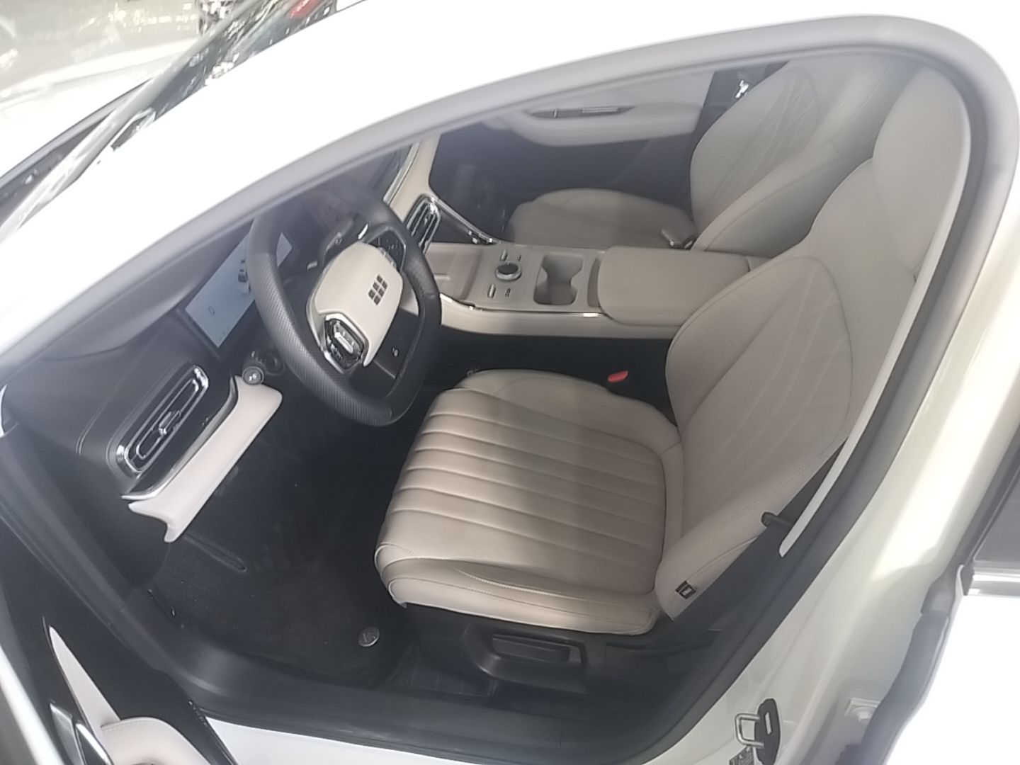 Geely Galaxy Stellar 6 2026 Model 60km Exploration Edition — снимка 18