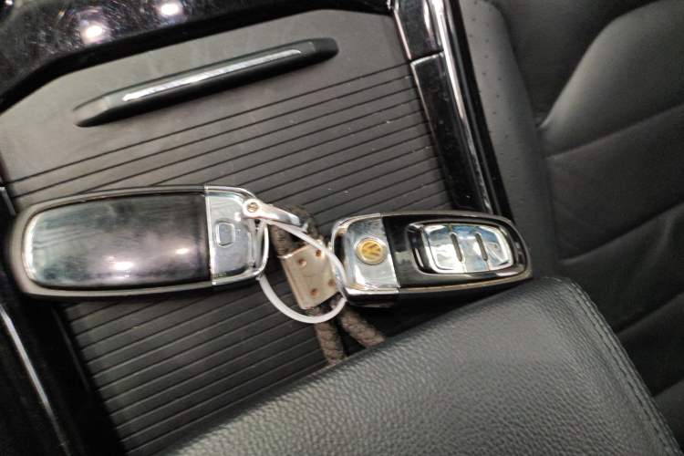 Used Volkswagen Phideon 2018 Revised Version 380TSI Two-Wheel Drive Business Edition