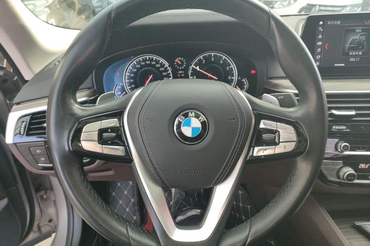 Used BMW 5 Series 2018 Revised Version 530Li Leading Edition Luxury Package
