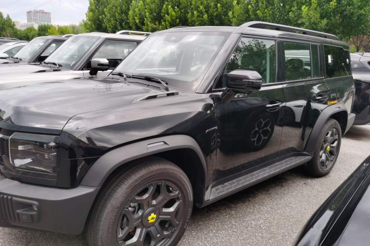 Used JETOUR Traveler C-DM 2025 206km XWD Extended-Length 7-Seater