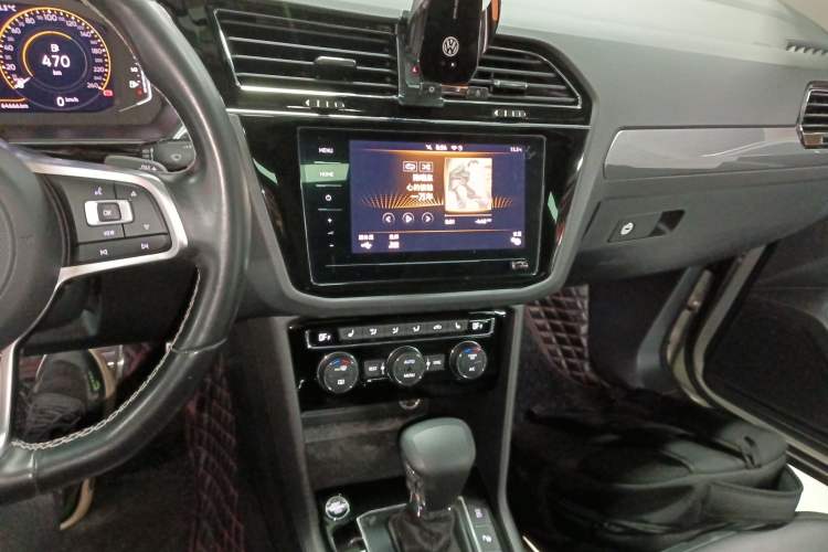 Used Volkswagen Tiguan L 2021 330TSI Automatic Two-Wheel Drive R-Line Enhanced Edition