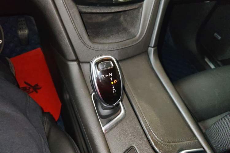 Used Cadillac XT5 2018 25T Luxury Model
