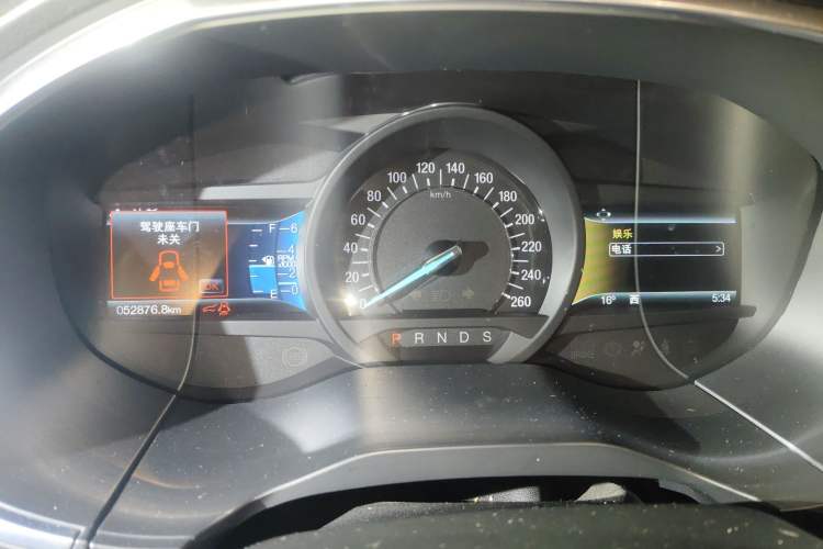 Used Ford Edge 2017 EcoBoost 245 Two-Wheel-Drive Sporty 7-Seater
