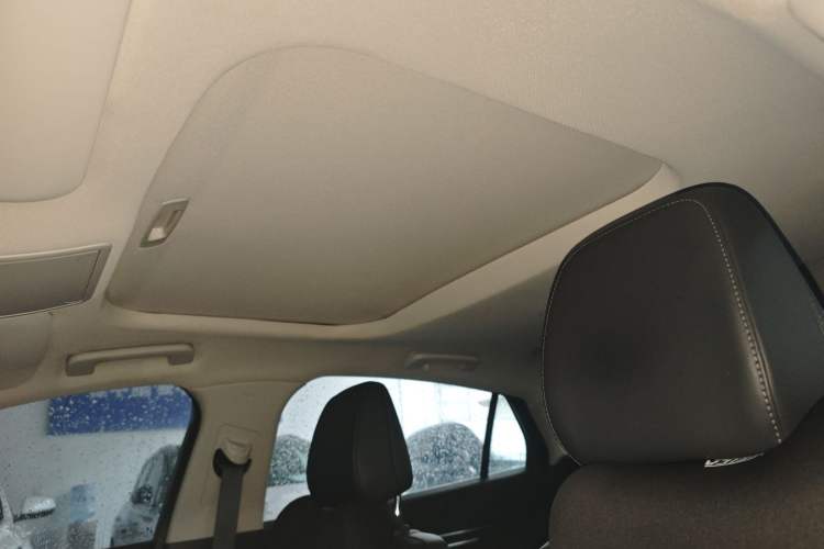 Used Ford Mondeo 2025 1.5T EcoBoost Luxury Version Headliner