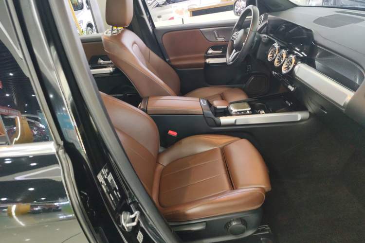 Used Mercedes-Benz GLB 2021 GLB 200 Dynamic Edition
