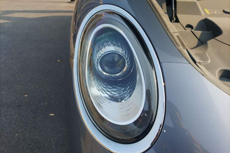 Used ORA Lightning Cat 2022 555 km Luxury Edition