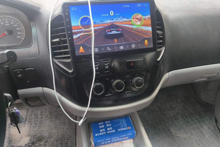 Used FORTHING Lingzhi 2018 M3 1.5L 7-Seater Standard Model Audio And AC Panel