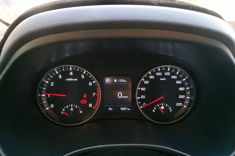 Used Kia kx1 Stonic 2021 1.4L CVT Sunroof Model
