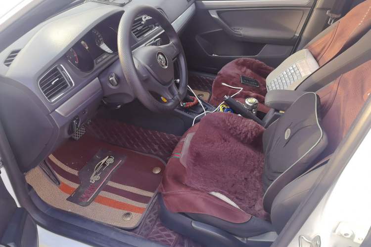 Used Volkswagen Gran Lavida 2015 1.6L Automatic Fashion Edition