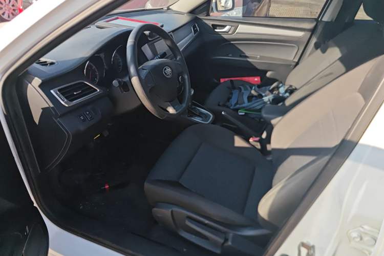 Used Bestune B30 2016 1.6L Automatic 10th Anniversary Edition