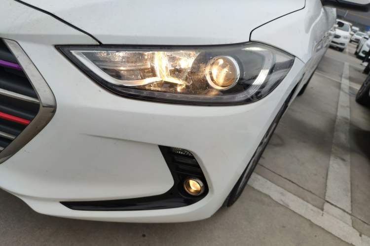 Used Hyundai Elantra (6th Generation / Lingdong) 2016 1.6L Automatic ZhiXuan – Elite Version Left Front Headlight