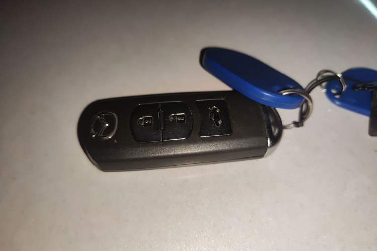 Used Mazda Mazda 3 Axela 2016 Sedan 1.5L Automatic Comfort Model