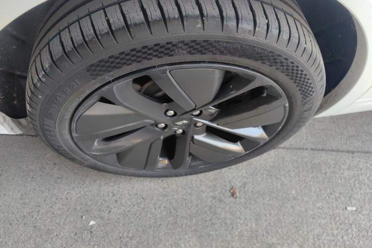 Used Li Auto L7 2023 Air model
