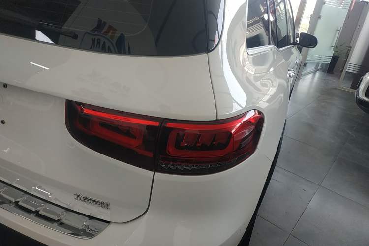 Used Mercedes-Benz GLB 2021 GLB 200 Fashion Model Right Rear Taillight