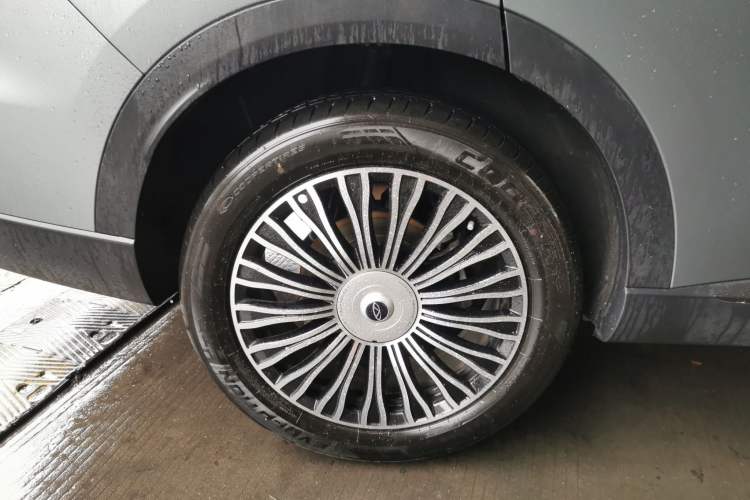 Used Chery Tiggo 8 L 2024 2.0T Two-Wheel Drive Prestige Version 5 Seats