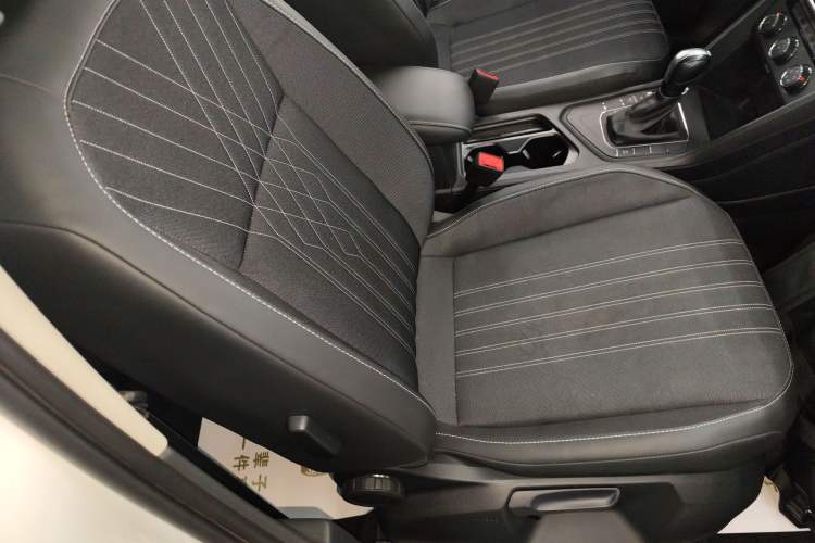 Used Volkswagen Tiguan L 2023 330TSI Automatic Two-Wheel Drive Comfort Edition