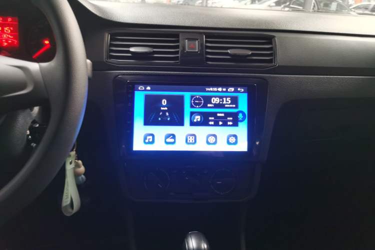 Used Volkswagen Santana 2021 1.5L Automatic Fashion Edition Audio And AC Panel