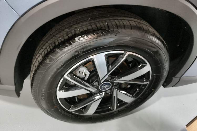 Used BYD Song Pro New Energy 2023 Champion Edition DM-i 71KM Beyond Model Exterior 5