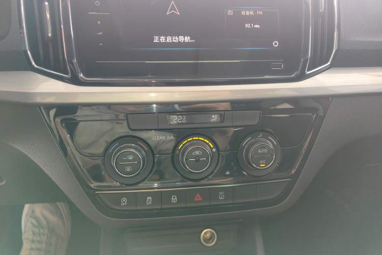 Used Skoda Kamiq 2020 GT TSI 230 DSG Flagship Edition China VI standard Audio And AC Panel