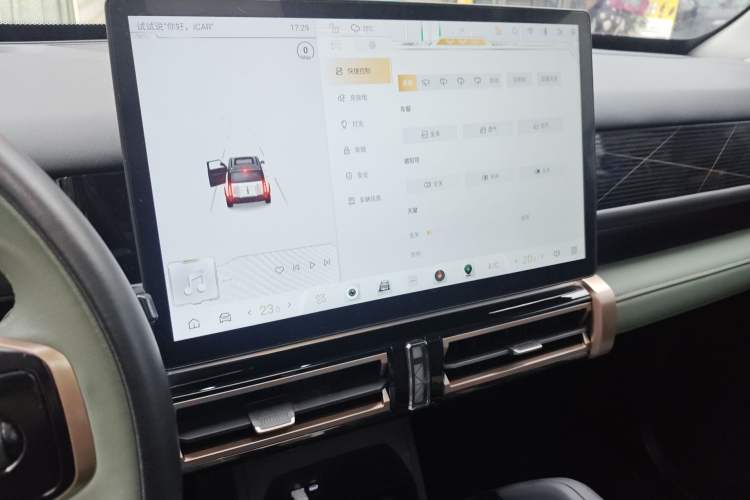 Used iCAR 03 2024 401km Two-Wheel Drive Standard Advanced Version Audio And AC Panel