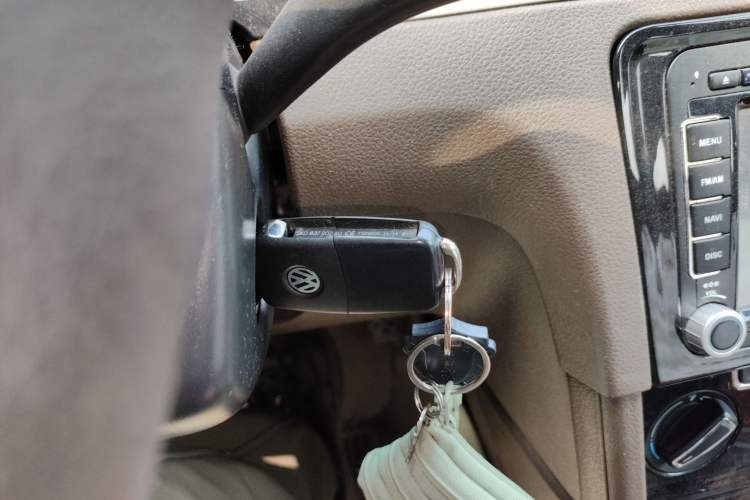 Used Volkswagen Bora 2014 1.6L Automatic Comfort Model Vehicle Key