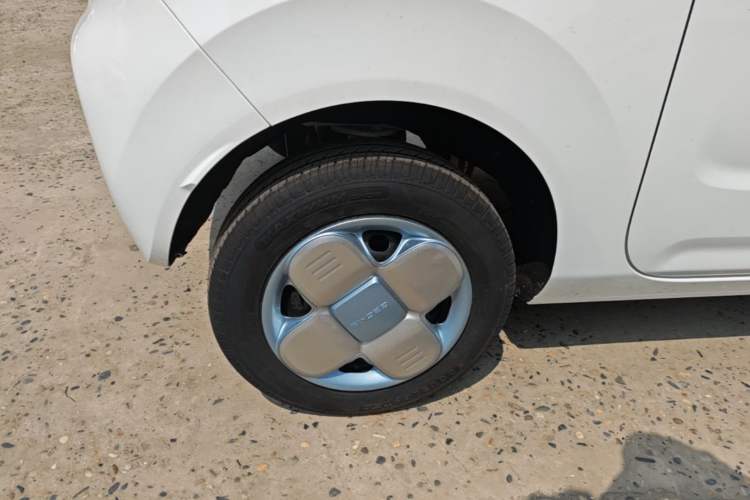 Used Geely Galaxy Panda 2024 Panda Mini 200km Endurance Bear
