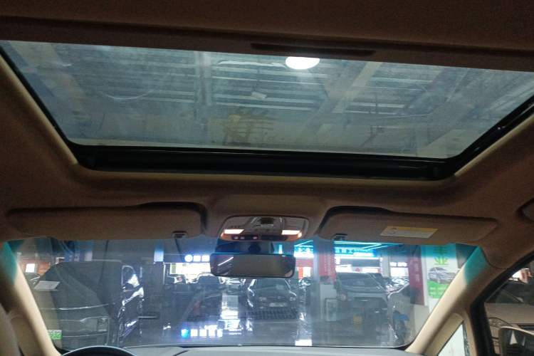 Used Buick GL8 2021 ES Landtrek 653T Luxury Model