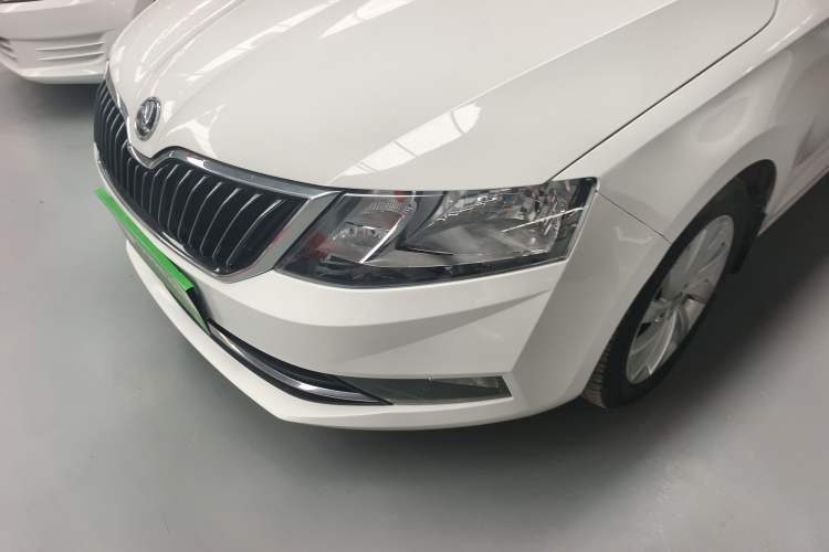 Used Skoda Rapid 2019 1.5L Automatic Comfort Edition China VI Standard
