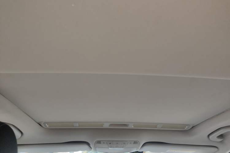 Used Mercedes-Benz C-Class 2018 C 180 L Fashion Model Headliner