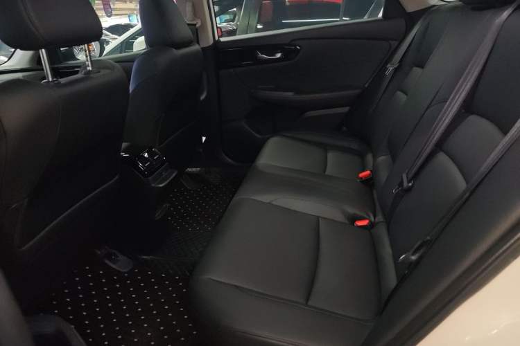 Used Honda Crider 2022 180Turbo CVT Luxury Edition Left Rear Seat