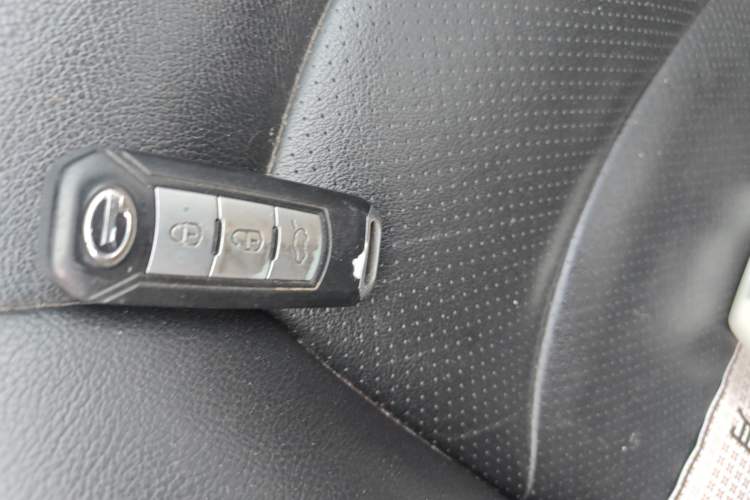 Used GAC Trumpchi GA6 2016 235T DCT Elite Edition
