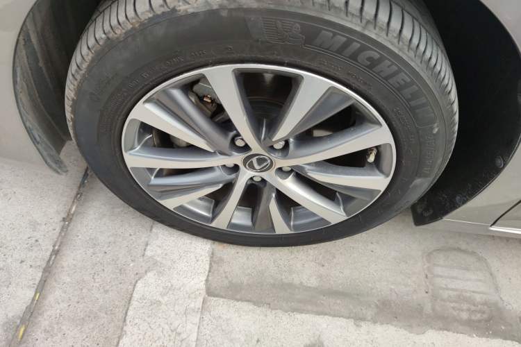 Used Lexus ES 2020 200 Excellence Edition