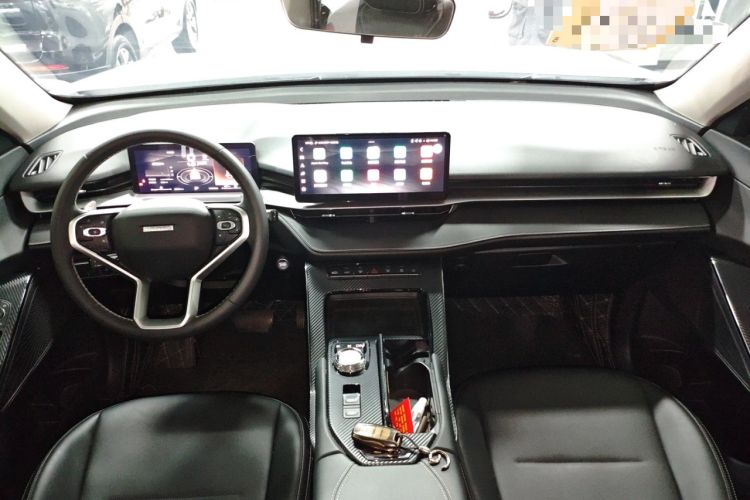 Used Haval H6 2024 1.5T Two-Wheel-Drive Classic Edition Center Console