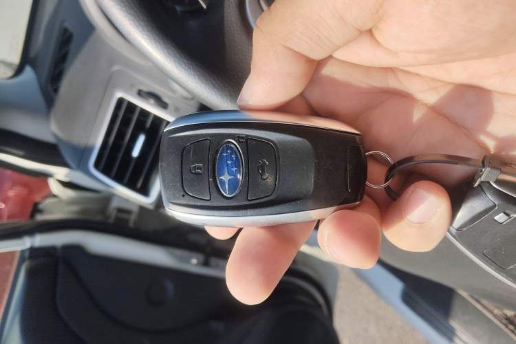 Used Subaru XV 2017 2.0i Luxury Edition
