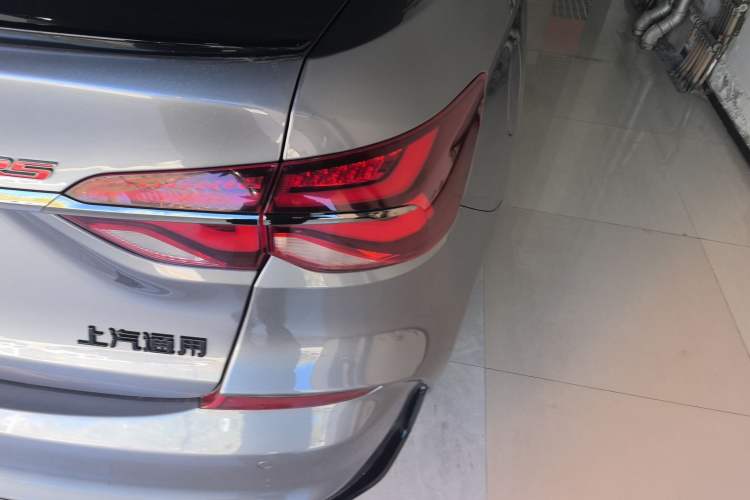 Used Chevrolet Monza 2020 Light Hybrid RS 330T Automatic Comfort Edition Right Rear Taillight